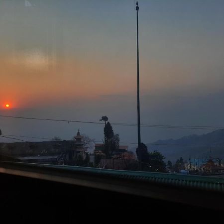 Neora Backpackers Hostel ダージリン エクステリア 写真