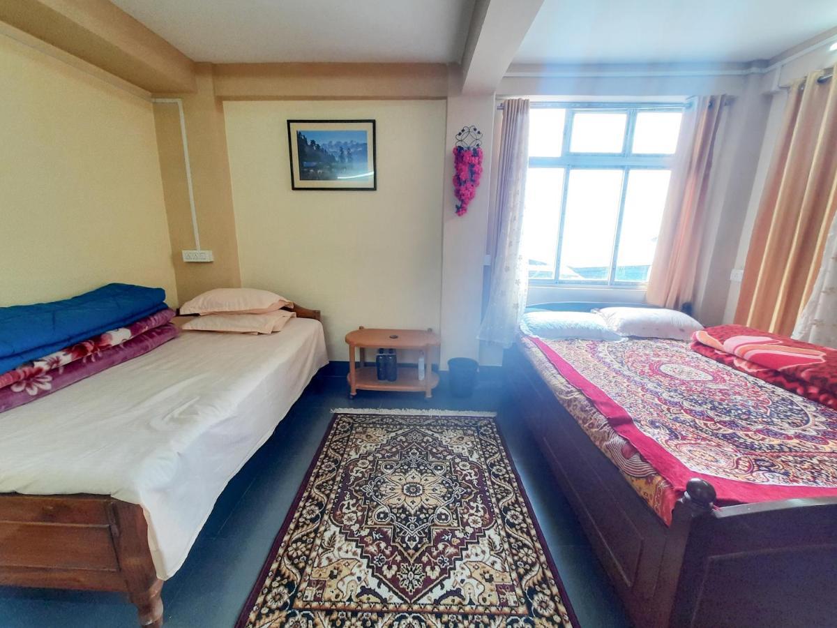 Neora Backpackers Hostel ダージリン エクステリア 写真